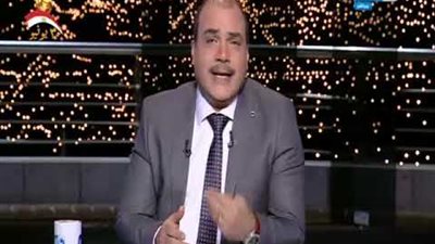 هل كان يكتب وحيد حامد ضد الجماعات المتطرفة بأوامر من الدولة؟ الباز يجيب (فيديو)