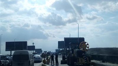 عاجل.. إغلاق طريق أسوان الزراعي لوجود شبورة مائية كثيفة