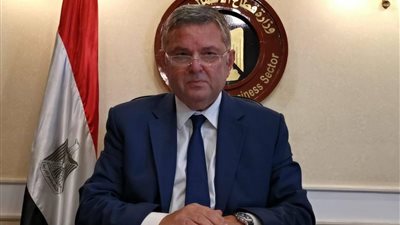 يشمل 63 شركة قابضة وتابعة.. تفاصيل أكبر مشروع تحول رقمي بالشرق الأوسط