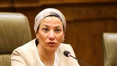 وزيرة البيئة: تحويل ألف سيارة متهالكة للعمل بالغاز يوفر مليون دولار سنويا.. فيديو