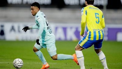 أدو دن هاج يستعيد توازنه في الدوري الهولندي