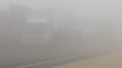 بينهم محور 30 يونيو.. إغلاق 3 طرق صحراوية لسوء الأحوال الجوية