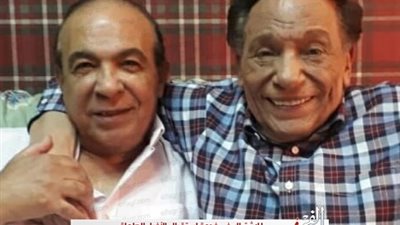 الزعيم عادل إمام ينعى وفاة هادي الجيار بهذه الطريقة