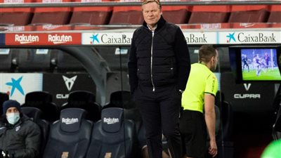 عاجل.. كومان ينقلب على نجم برشلونة 