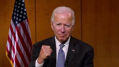 استقالة رئيس فريق البيت الأبيض لتطوير اللقاح المضاد لكورونا  