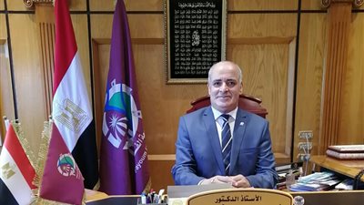 رئيس جامعة الفيوم يفتتح مسابقة جائزة هولت لريادة الأعمال 