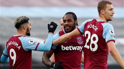 صراع إنجليزي شرس على نجم وست هام يونايتد