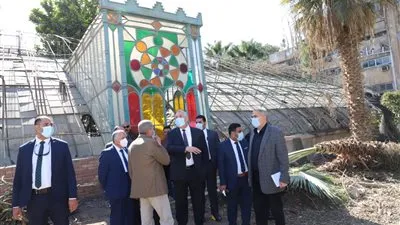 بالصور ..وزير الزراعة يتفقد حديقة الزهرية بالزمالك ويوجه بتطويرها وفتحها امام الزائرين 