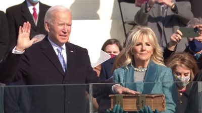 مواجهة كورونا ومكافحة الإرهاب.. 10 رسائل لبايدن في خطاب التنصيب