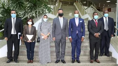 رئيس البريد المصري يستقبل السكرتير العام لمنطقة التجارة الحرة القارية الافريقية 