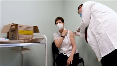 المجر أول دولة في الاتحاد الأوروبي توافق على اللقاح الروسي