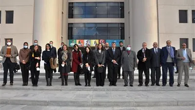 الأكاديمية العربية بالعلمين تستقبل قنصل فرنسا للاطلاع على النظام التعليمي