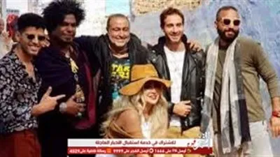 محمد ثروت يشارك صورة من كواليس فيلم 