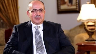 رئيس أمن الدولة الأسبق يكشف عن تفاصيل مكالمة مرسي وعبدالعاطي (فيديو)