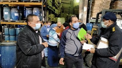 لجنة لمراجعة اشتراطات مصنع للصناعات الكيماوية بحدائق القبة