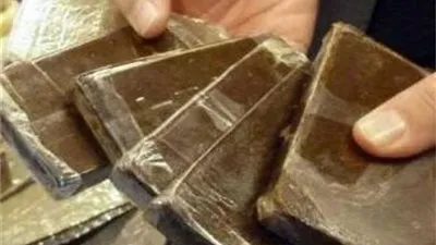 ضبط 120 طربة لمخدر الحشيش بحوزة عاطلين في الإسكندرية