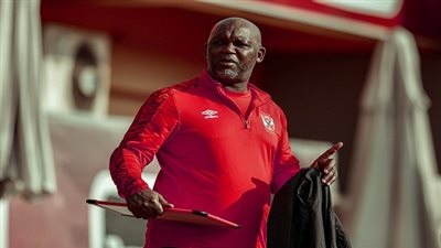 موسيماني يشاهد مباريات الدحيل لاستطلاع الفريق القطري قبل مباراة 4 فبراير 