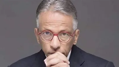 ياسين السقا يودع جده محمد الصغير بعد وفاته بـ