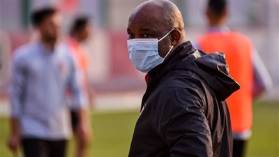 موسيماني يشدد على أهمية مباراة الأهلي الدحيل في مونديال الأندية