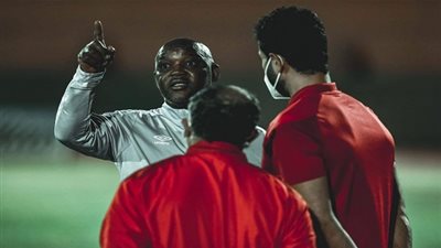 موسيماني يستقر على تشكيل الأهلي أمام الدحيل