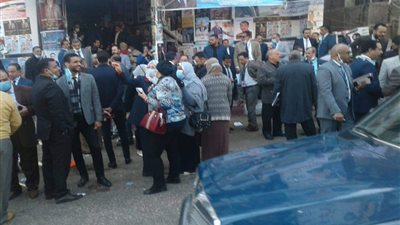 توافد كبير على لجان انتخابات المحامين بالمنيا (صور)