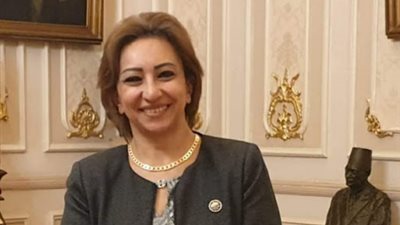 برلمانية عن رفضها الذهاب إلى مكتب وزير الاتصالات: 