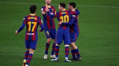 برشلونة يعبر عقبة ريال بيتيس بشق الأنفس في الدوري الإسباني
