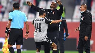 موسيماني يعقد جلسة مع نجم الأهلي قبل مواجهة بايرن ميونخ