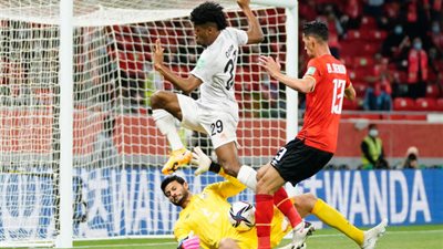  نجم الأهلي: قدمنا مباراة كبيرة أمام بايرن ميونخ.. ونسعى لتكرار إنجاز 2006