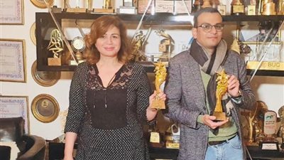 إلهام شاهين تحتفل بتكريمها كأفضل ممثلة في 2020.. بهذه الطريقة