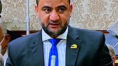 حاتم عبدالعزيز..  تطوير عزبة الهجابة سيعود بالنفع على جميع المواطنين