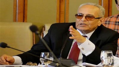 فصل 10 أعضاء بسبب مؤامرة.. تفاصيل الأحداث الأخيرة داخل حزب الوفد