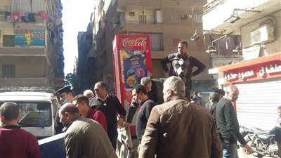 حي عين شمس يشن حملة مكبرة على الباعة الجائلين