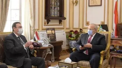 رئيس جامعة القاهرة: حلم الجامعة الدولية على وشك التحقق (صور)