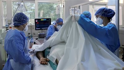 اليونان تسجل 622 إصابة و23 وفاة جديدة بكورونا