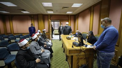 قيادات الأزهر يتفقدون آخر مراحل مسابقة الإيفاد إلى الخارج