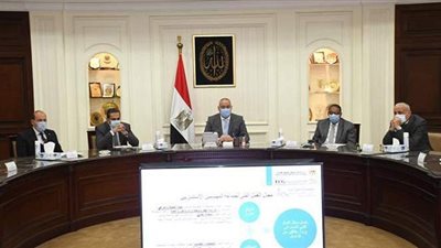 وزير الإسكان يكلف بسرعة بدء تنفيذ مشروع جبال سيناء 