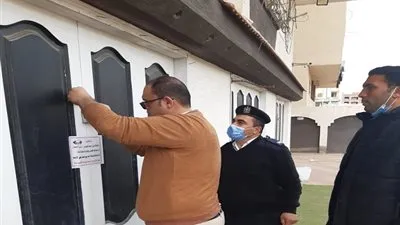 جهاز دمياط الجديدة: غلق وتشميع المحال والبدرومات المخالفة بالمدينة (صور)