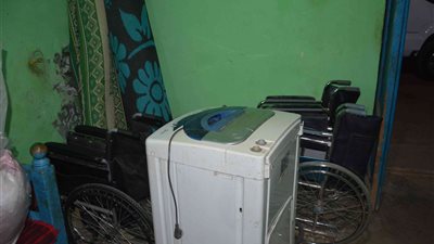 تسليم مساعدات عينية لبعض الأسر الأولى بالرعاية والحالات الإنسانية بالمنيا 