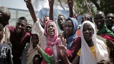 معدلات التضخم تتجاوز 300% في السودان