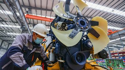 استئناف عمل المصانع بالصين مع انتهاء عطلة عيد الربيع