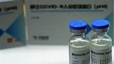 تعرف على طريقة تخزين لقاح كورونا في مصر (فيديوجراف)