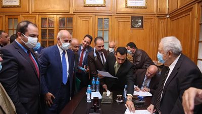 نقيب محامي شمال البحيرة يطالب 