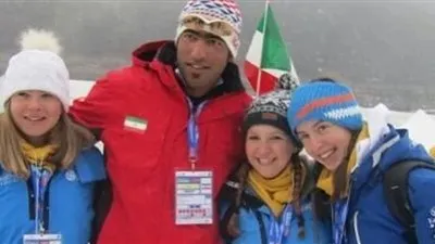 تأخذ ضمانات لعدم الانشقاق..  إيران تبتز الرياضيين