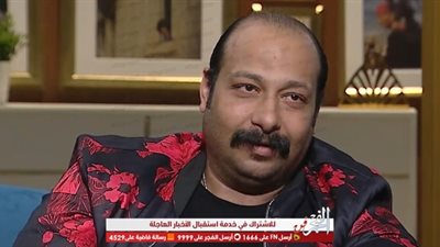 محمد ثروت: عادل إمام وقف بجانبي.. وبيومي فؤاد شهبندر الكوميديا