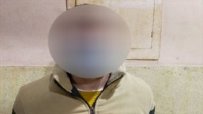 ضبط شخص لتعامله غير المشروع في النقد الأجنبي