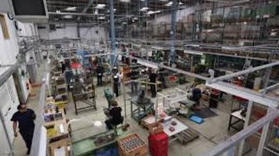 تباطؤ وتيرة نمو إنتاج المصانع البريطانية خلال فبراير الماضي