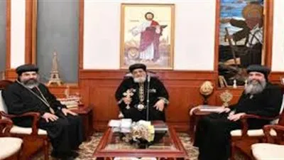 على هامش انعقاد المجمع المقدس البابا تواضروس يستقبل عدد من اساقفة  الكنيسة 