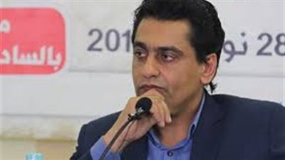 ومازال القتال مستمرًا.. أيمن عبدالمجيد يقدم كشف حساب للصحفيين