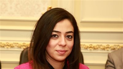 سوسن حافظ: وزارة الهجرة تقوم بدور كبير.. ويجب الاستفادة من القوة الناعمة بالخارج